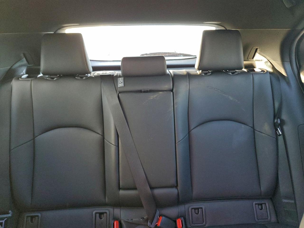 Lexus Ux 200 Image 7