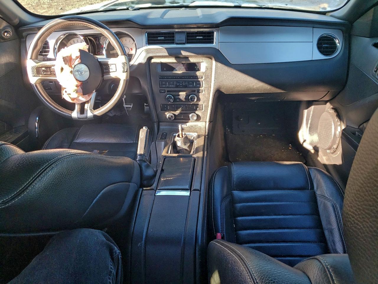 Ford Mustang Image 13