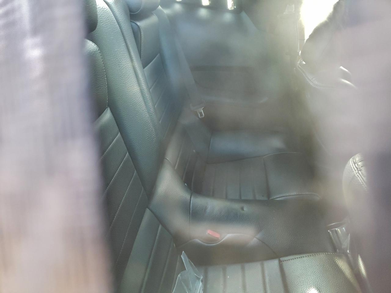 Ford Mustang Image 6