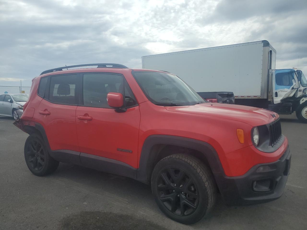 Jeep Renegade Latitude Image 4