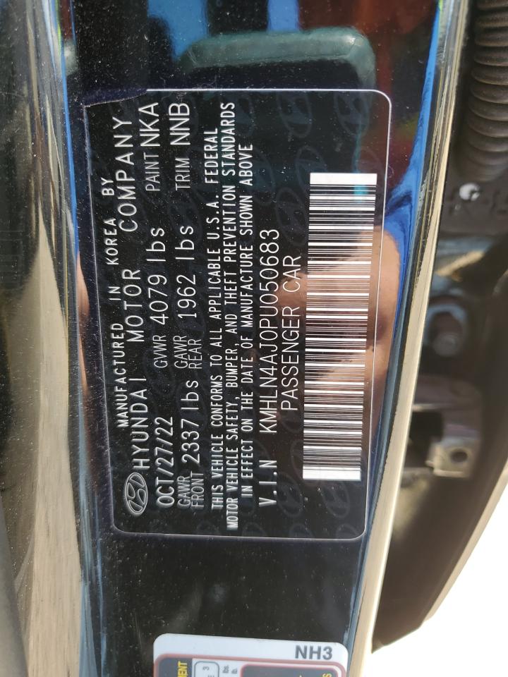 Hyundai ELANTRA Limited Image 12