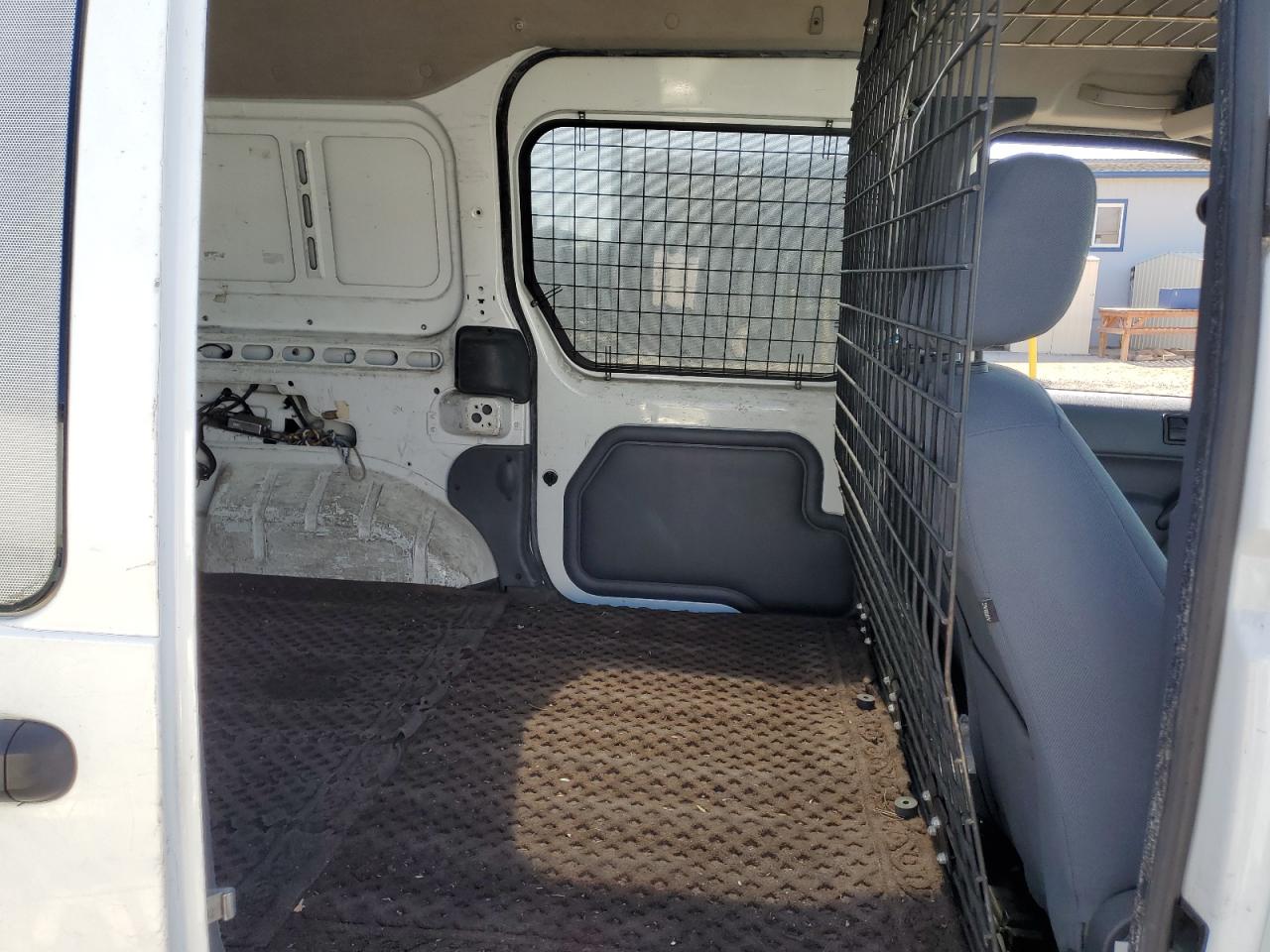 Ford Transit Xlt Image 8