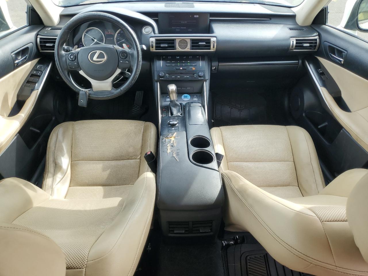 Lexus Is 250 Image 11