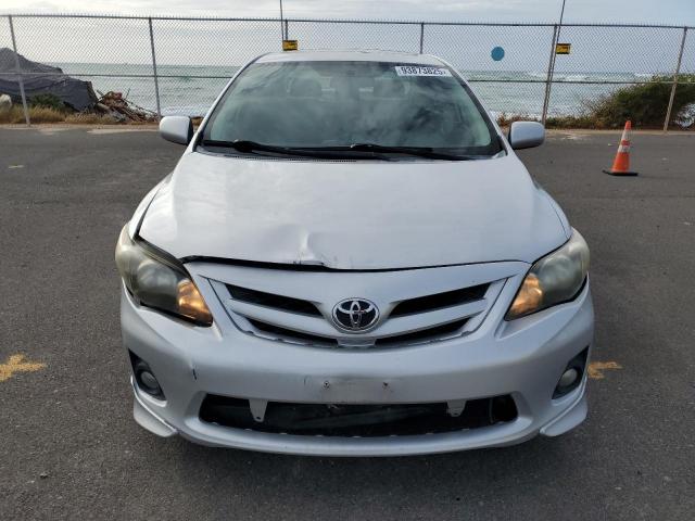 Toyota Corolla Base Image 11