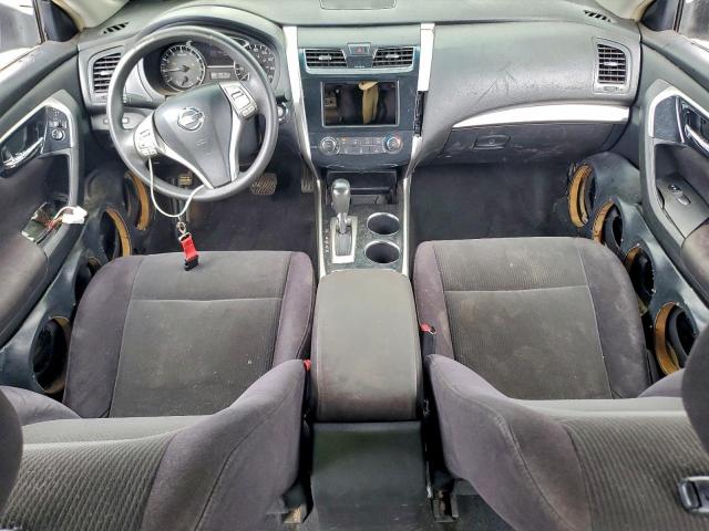 Nissan Altima 2.5 Image 9