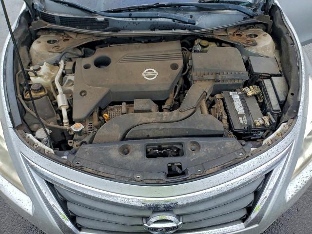 Nissan Altima 2.5 Image 2