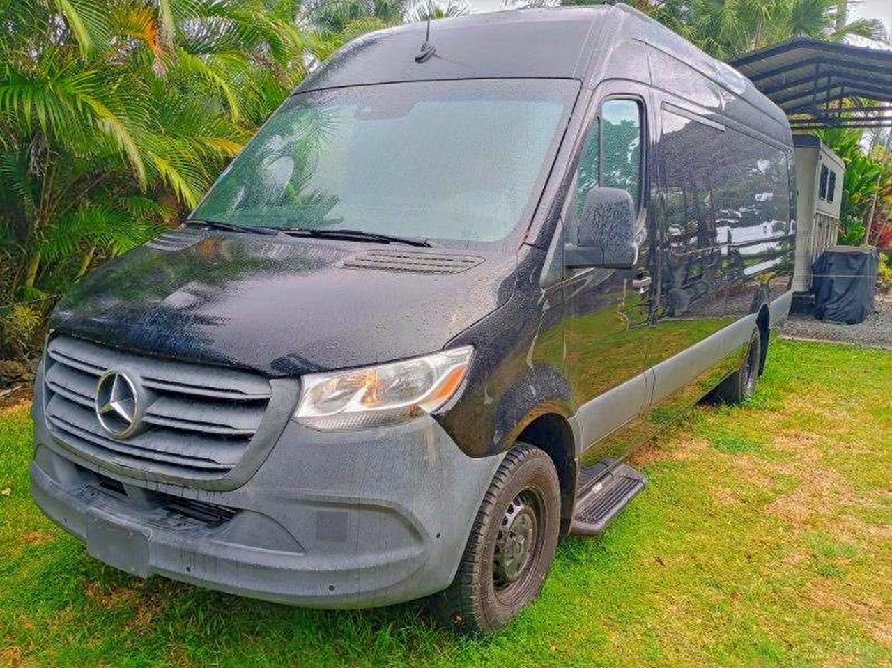 Mercedes-Benz Sprinter 3500 Image 2