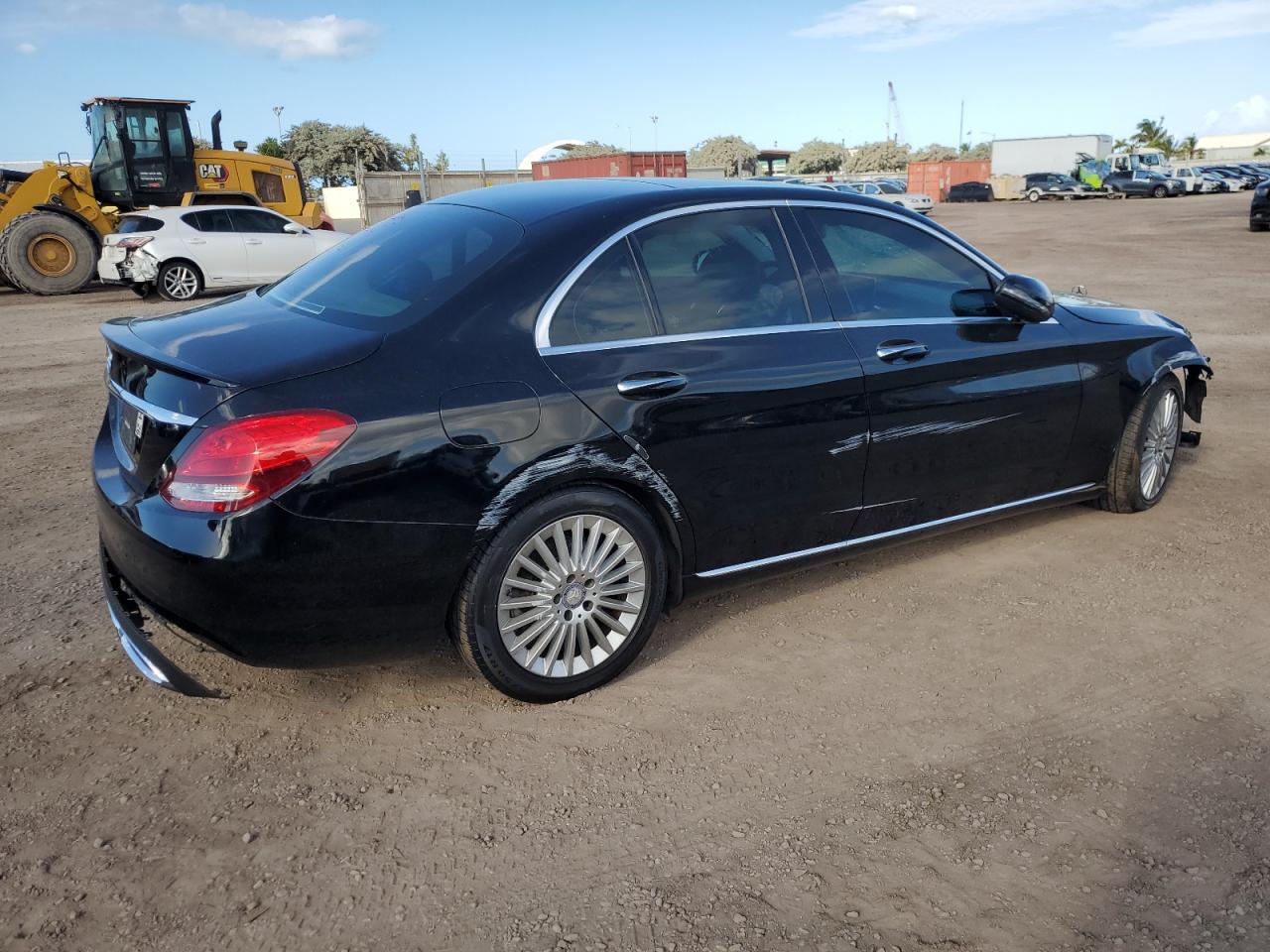 Mercedes-Benz C-Class 300 Image 9