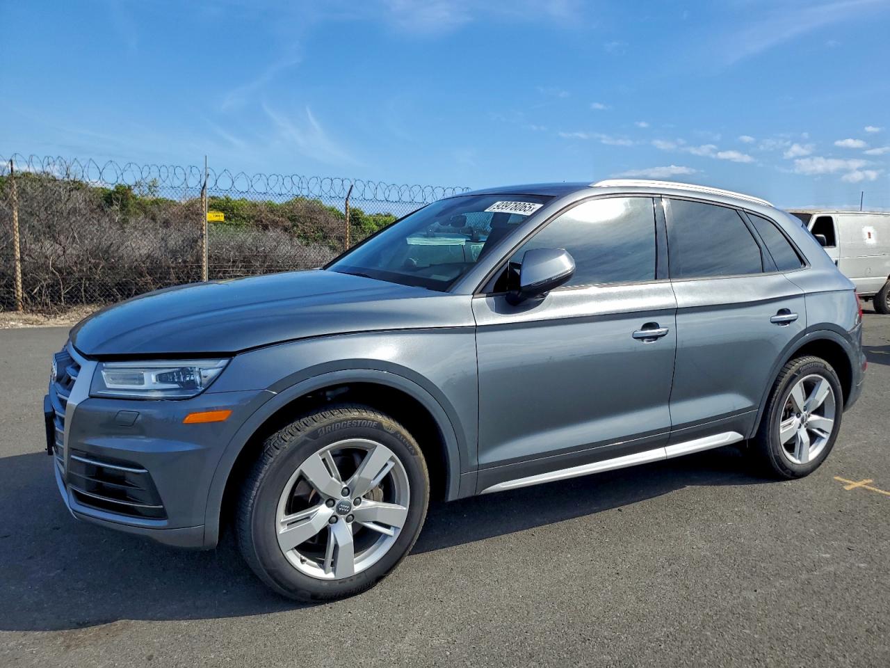 Audi Q5 Premium Image 1