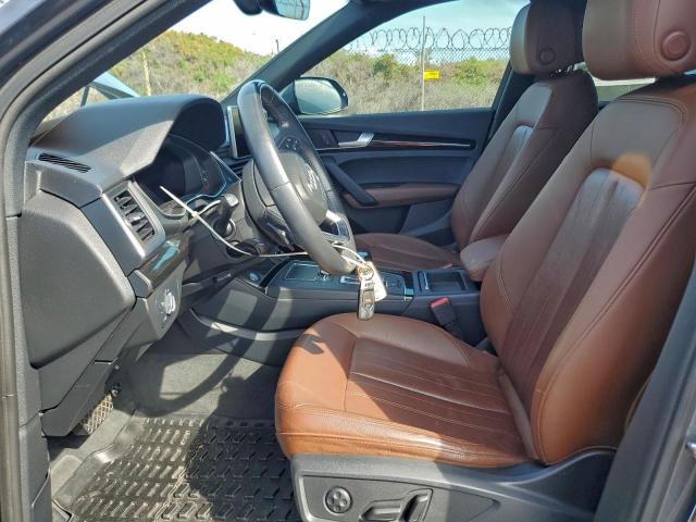 Audi Q5 Premium Image 10