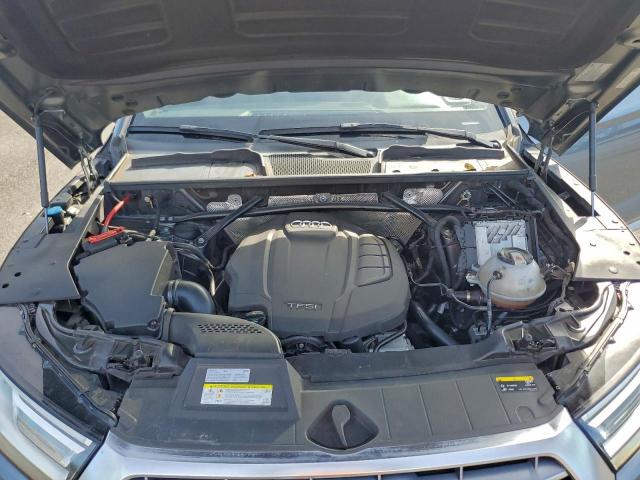 Audi Q5 Premium Image 4