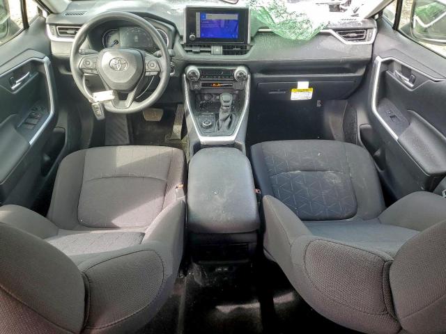 Toyota RAV4 Xle Image 13