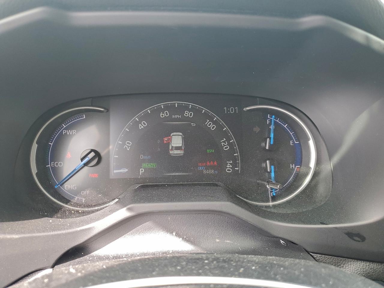 Toyota RAV4 Xle Image 2