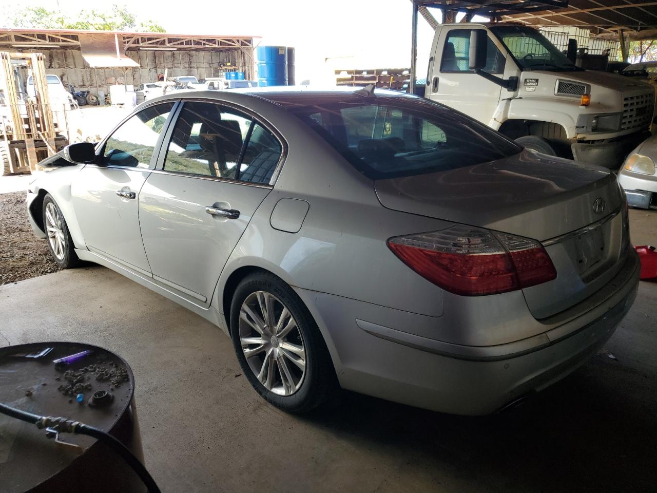 Hyundai Genesis 4.6l Image 12