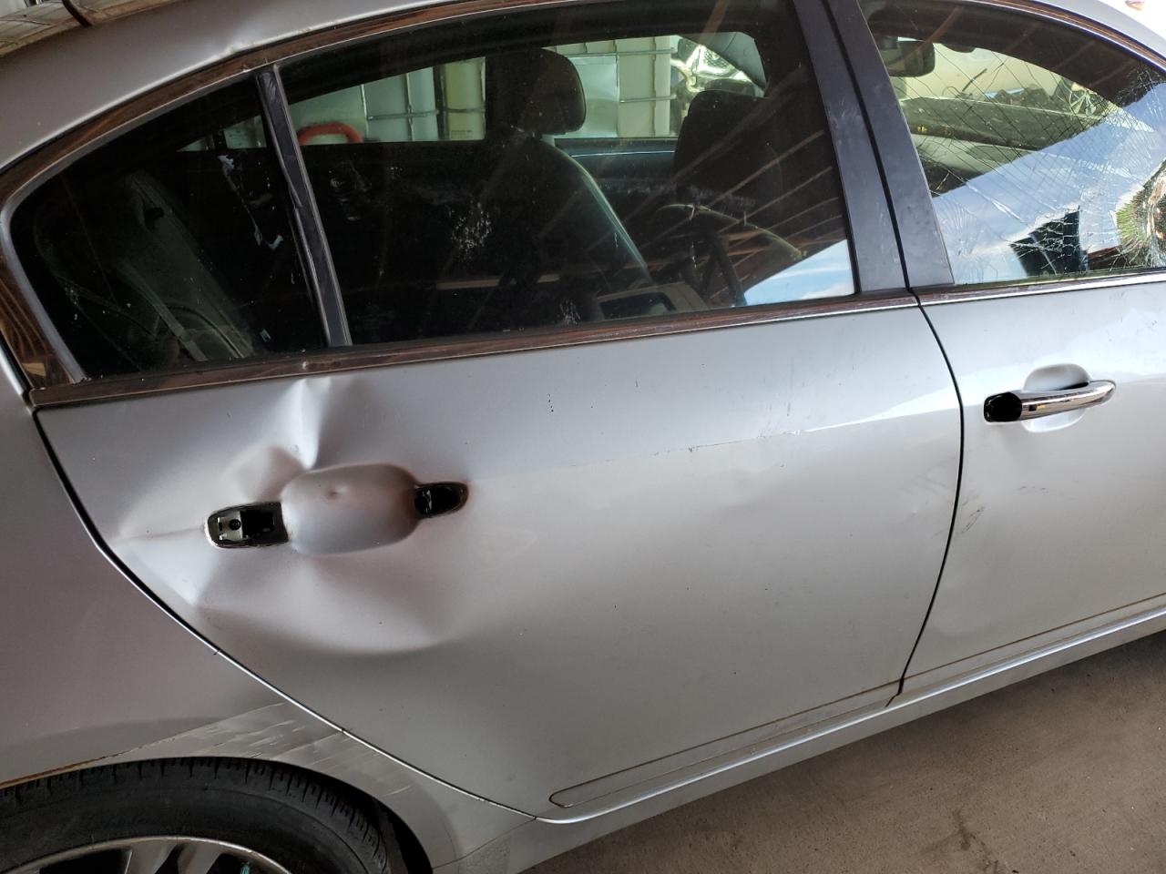 Hyundai Genesis 4.6l Image 6