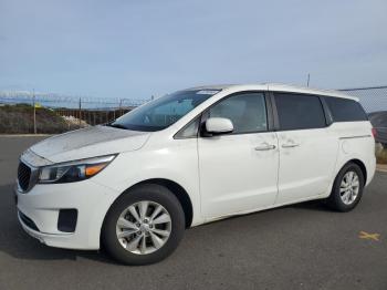  Salvage Kia Sedona