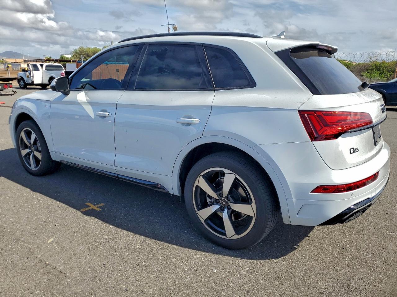Audi Q5 Premium Plus 45 Image 13
