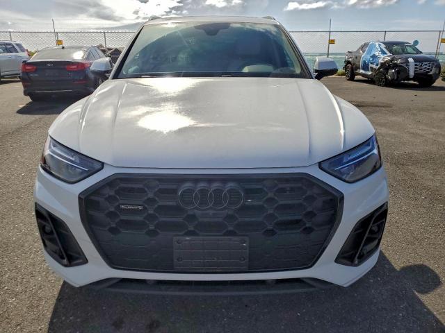 Audi Q5 Premium Plus 45 Image 5