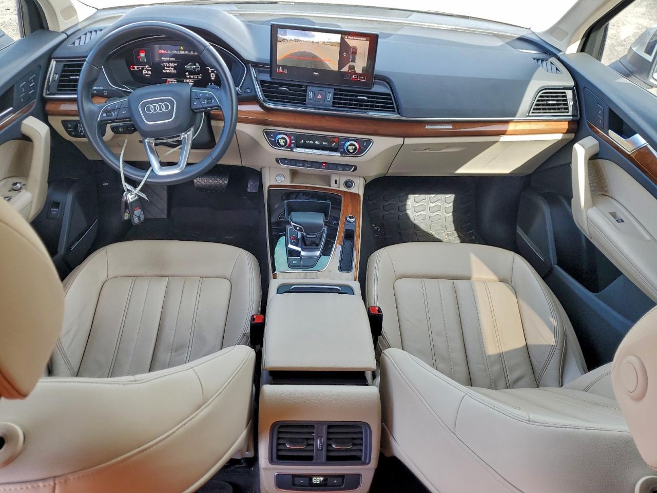 Audi Q5 Premium Plus 45 Image 9