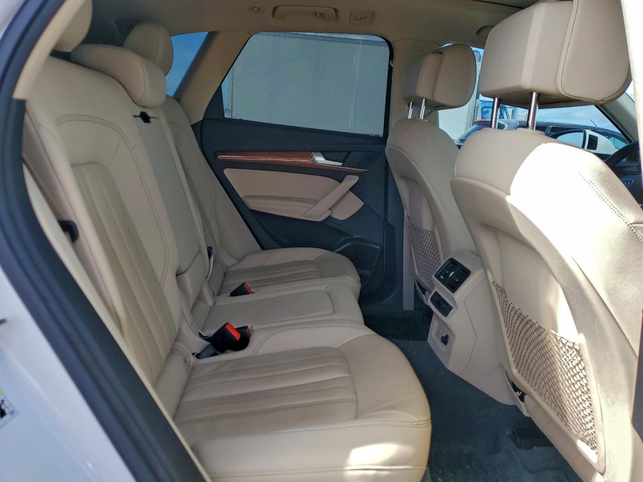 Audi Q5 Premium Plus 45 Image 3