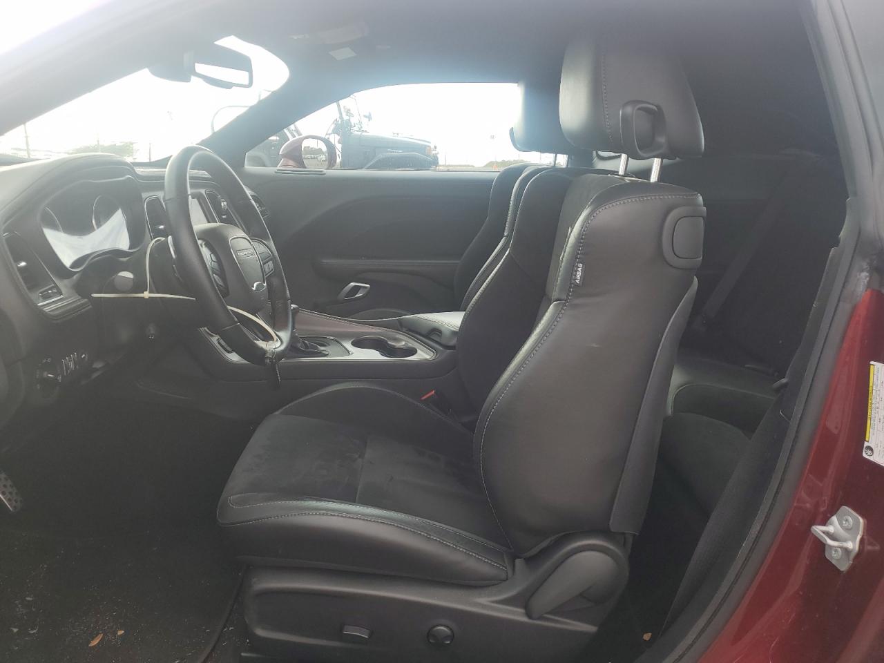 Dodge Challenger R/t Scat Pack Image 12