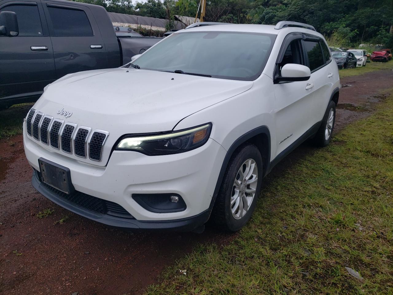 Jeep Grand Cherokee Latitude Image 1