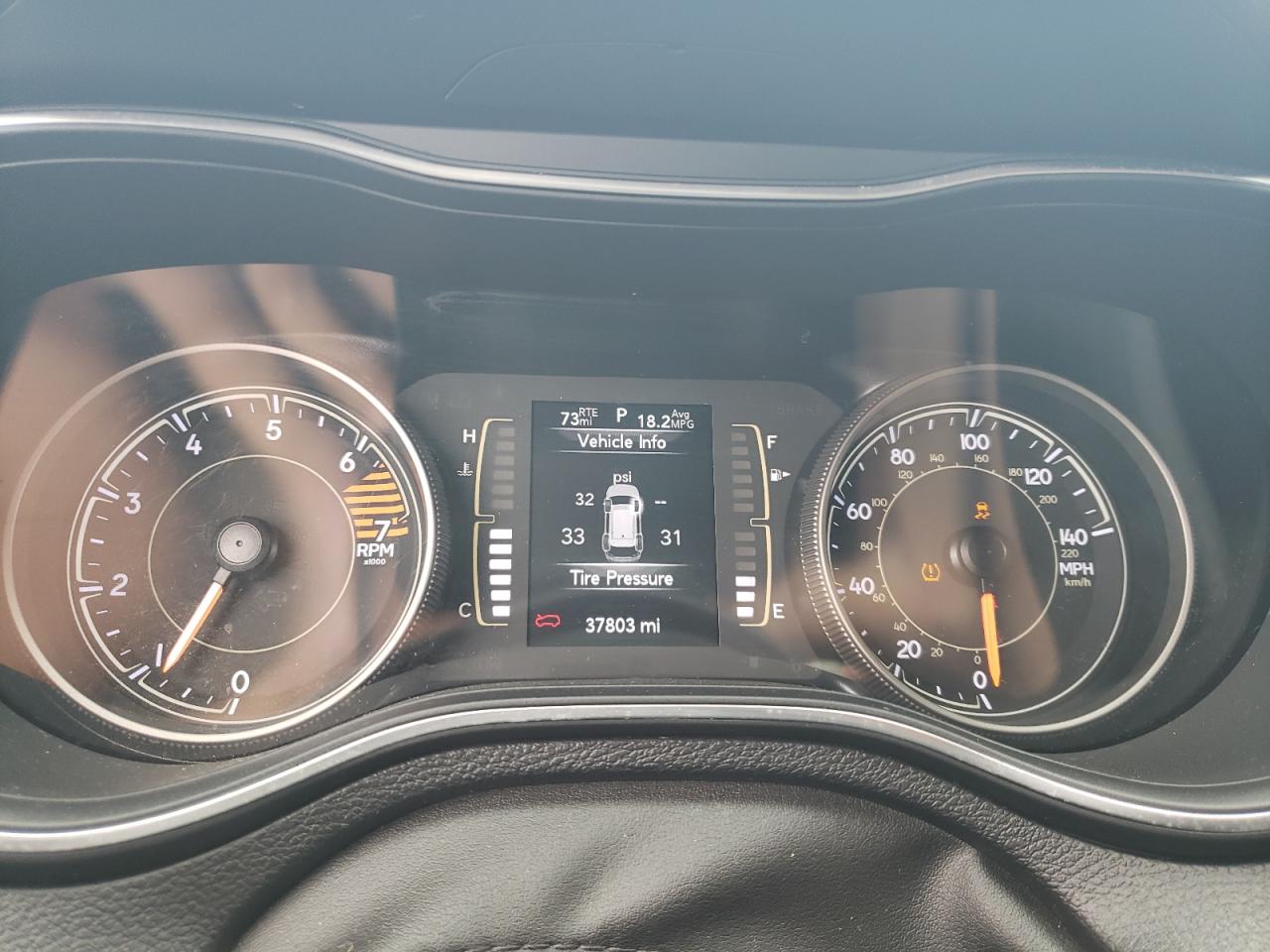 Jeep Grand Cherokee Latitude Image 12