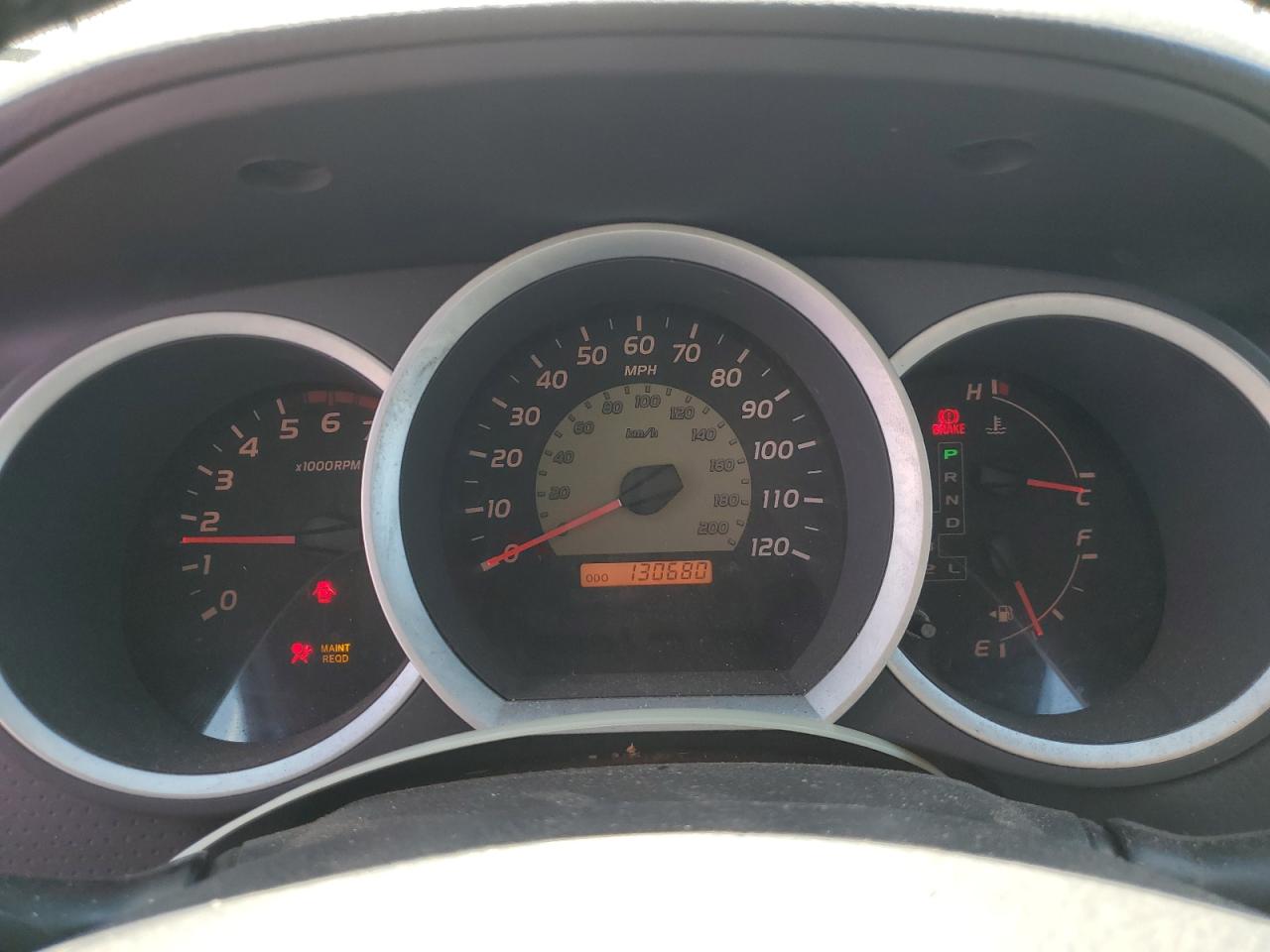 Toyota Tacoma Prerunner Access Cab Image 12