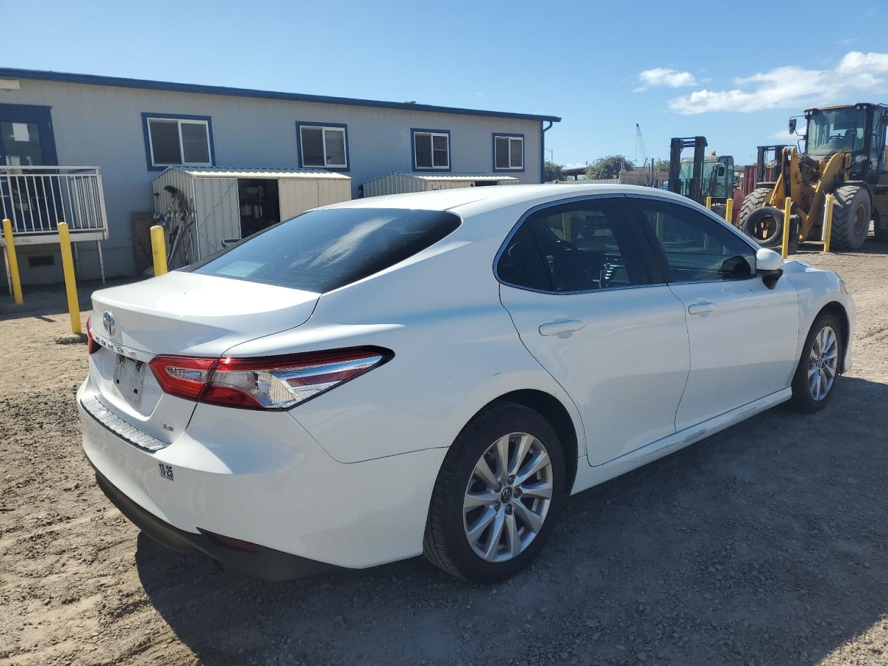 Toyota Camry L Image 5