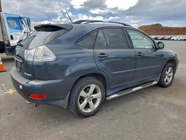 Lexus RX 330 Image 2