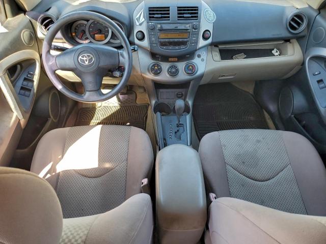Toyota RAV4 Image 6