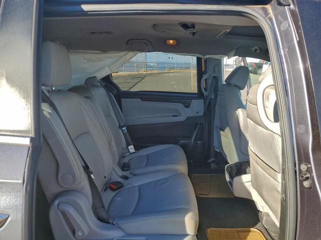 Honda Odyssey Touring Image 11