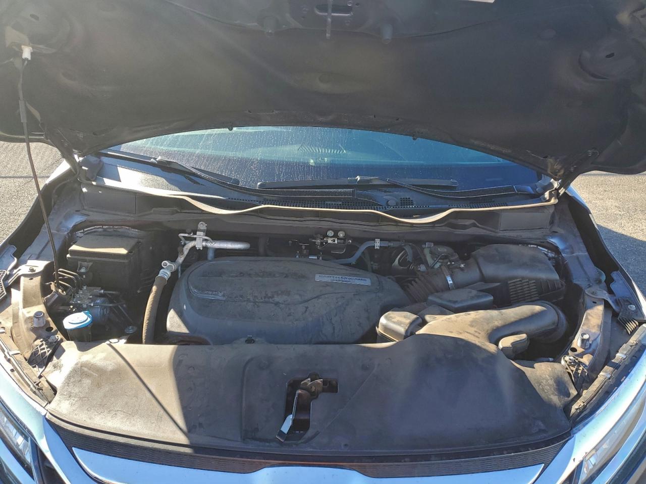 Honda Odyssey Touring Image 9