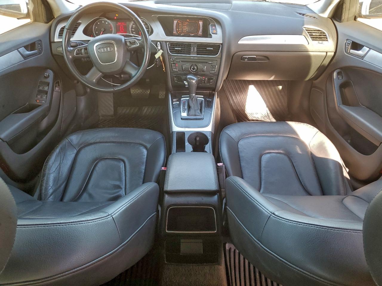 Audi A4 Premium Image 10