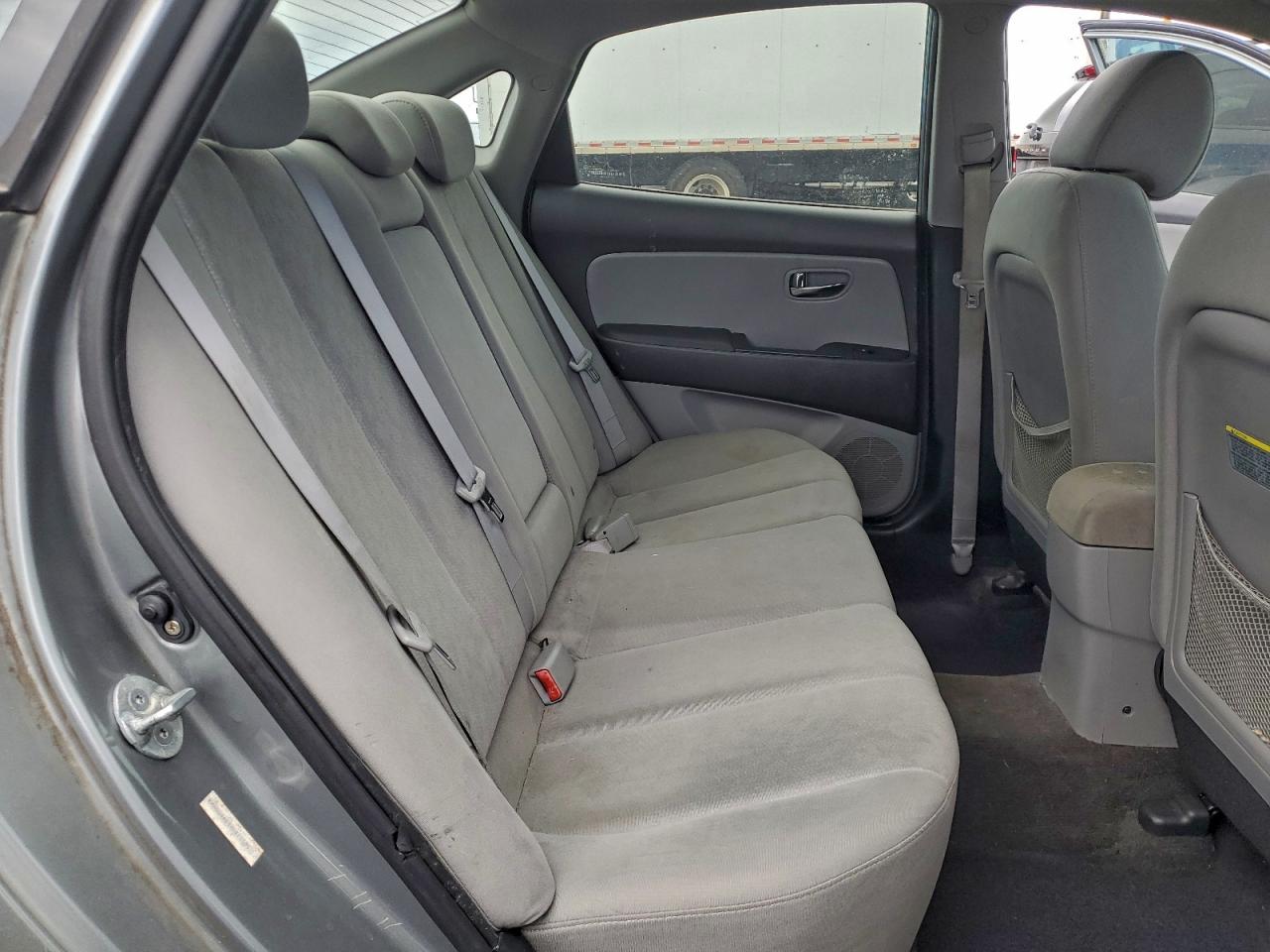 Hyundai ELANTRA Blue Image 9