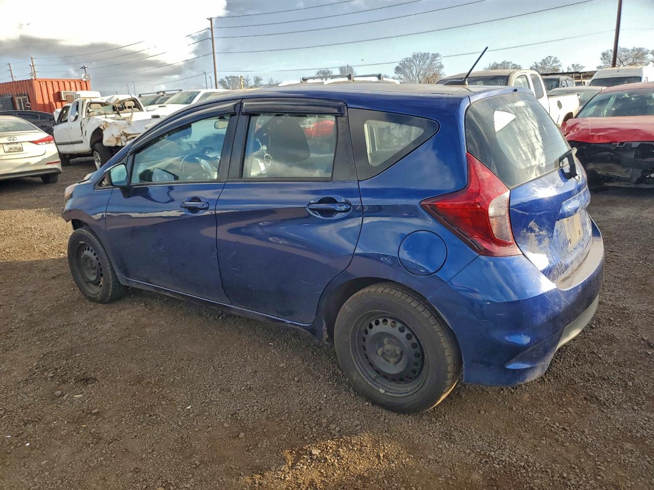 Nissan Versa S Image 5