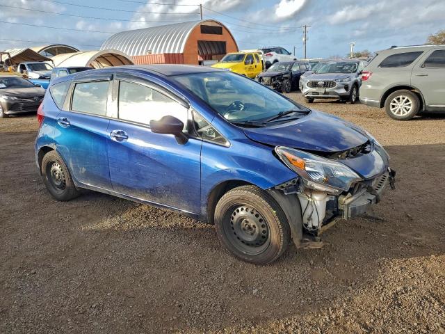 Nissan Versa S Image 3