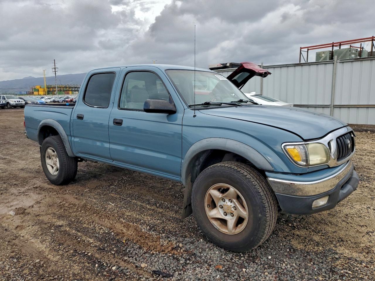 Toyota Tacoma Double Cab Prerunner Image 3