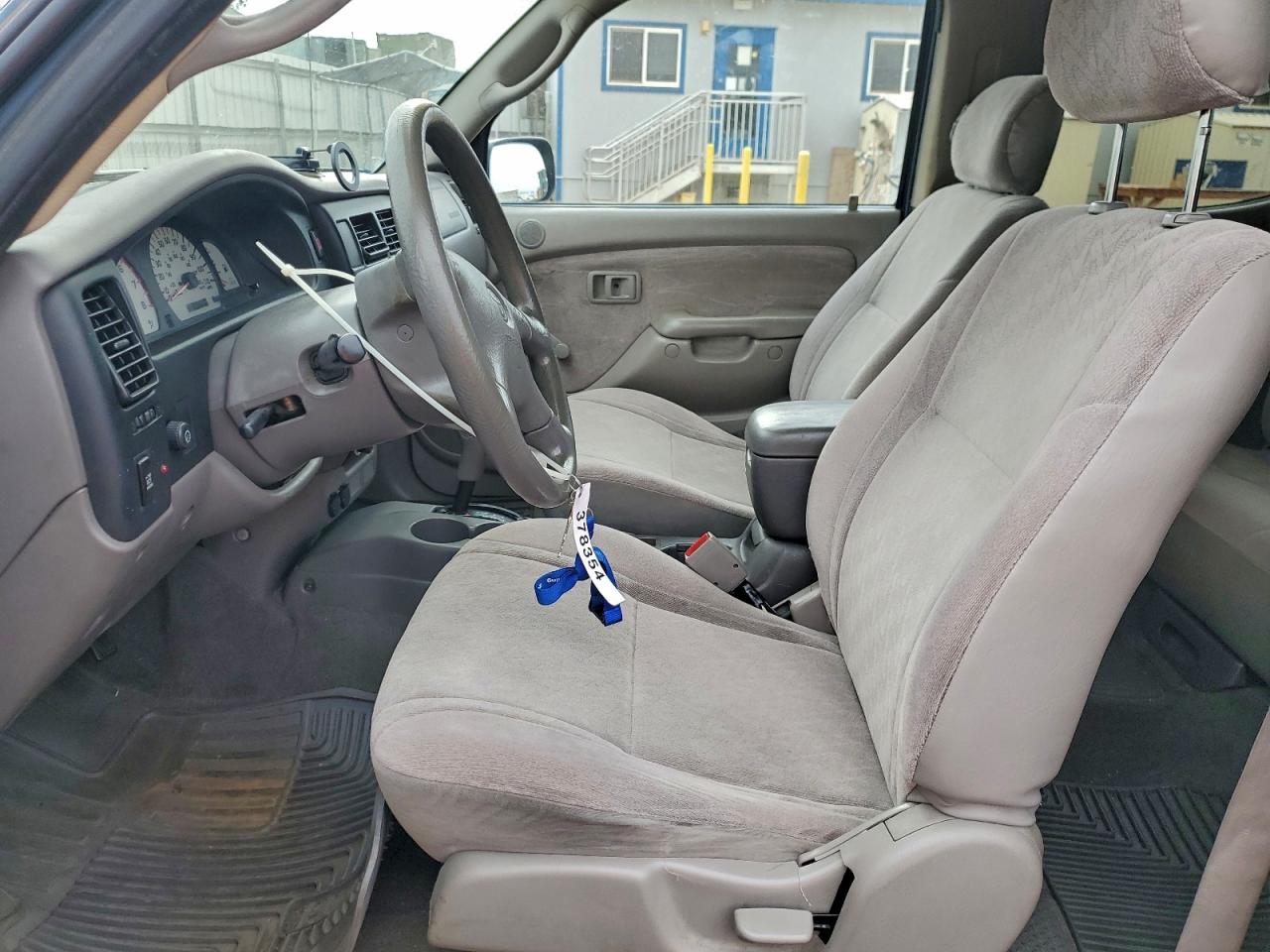 Toyota Tacoma Double Cab Prerunner Image 6