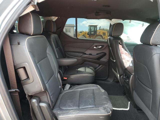 Chevrolet Traverse Premier Image 2