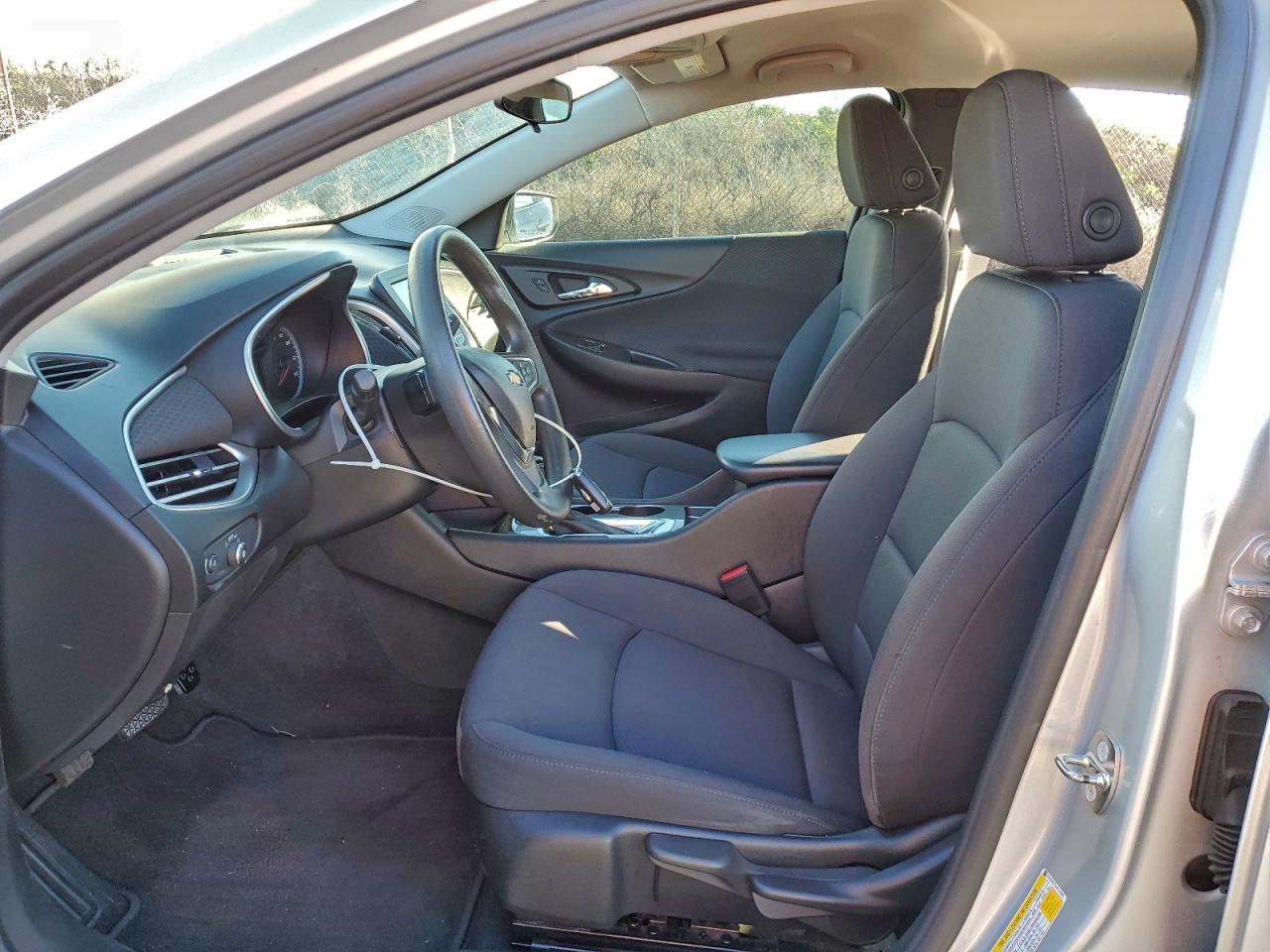 Chevrolet Malibu Ls Image 5