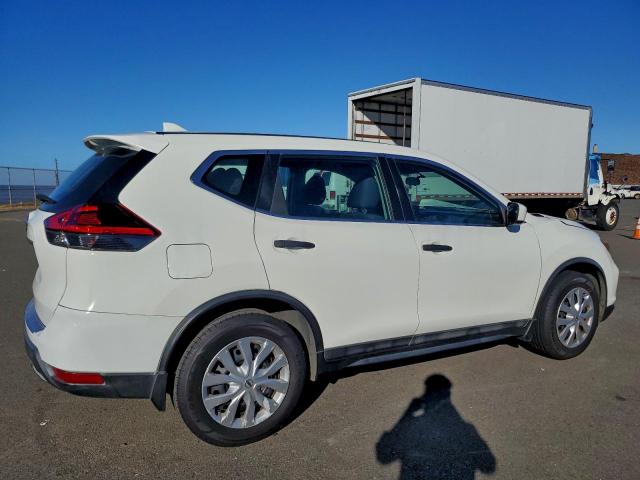 Nissan Rogue S Image 5