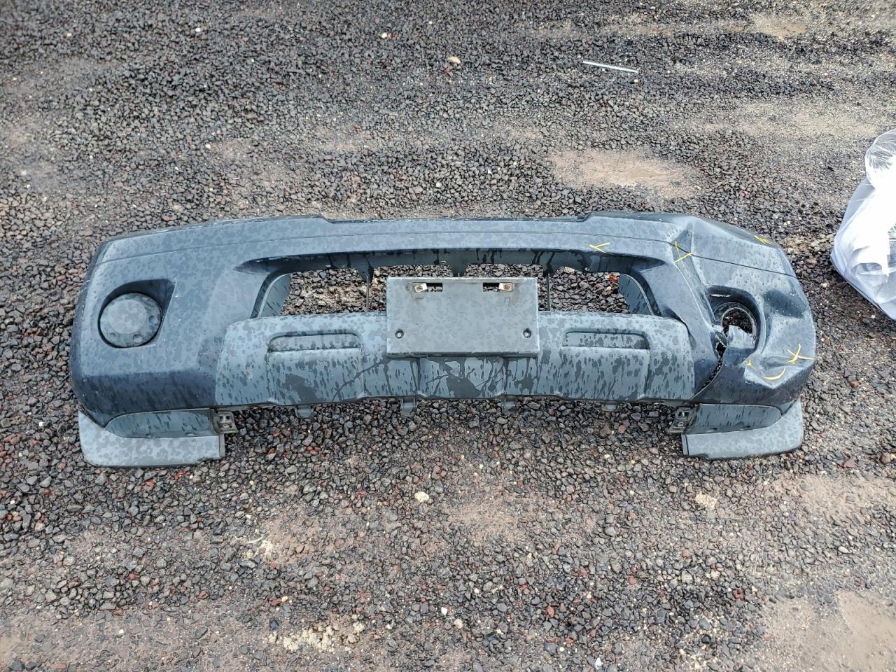 Nissan Frontier S Image 9