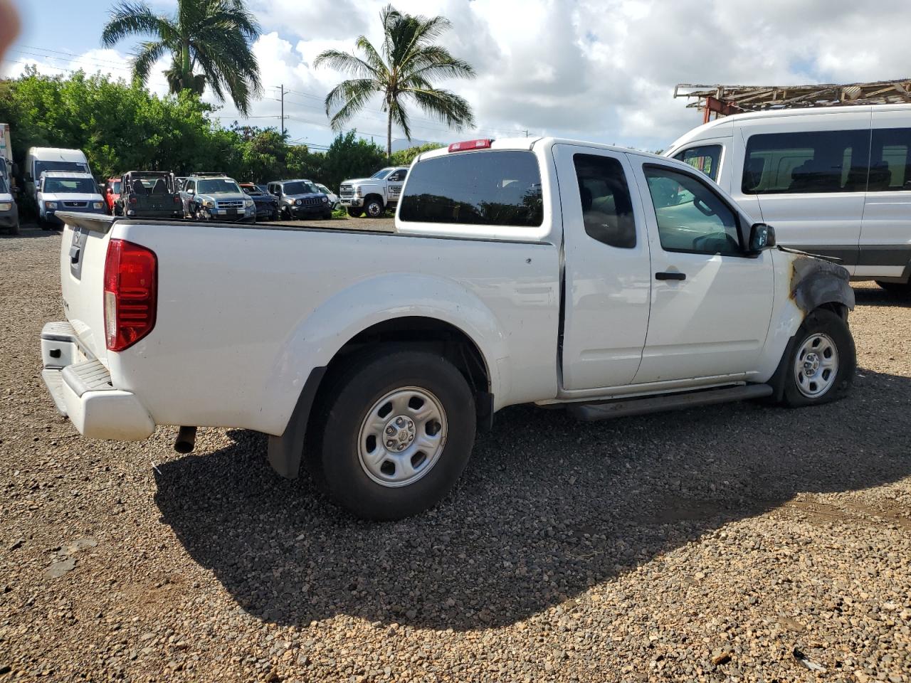 Nissan Frontier S Image 11
