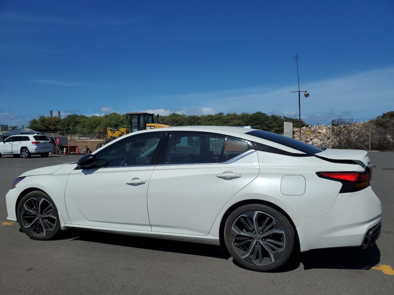 Nissan Altima Sr Image 9