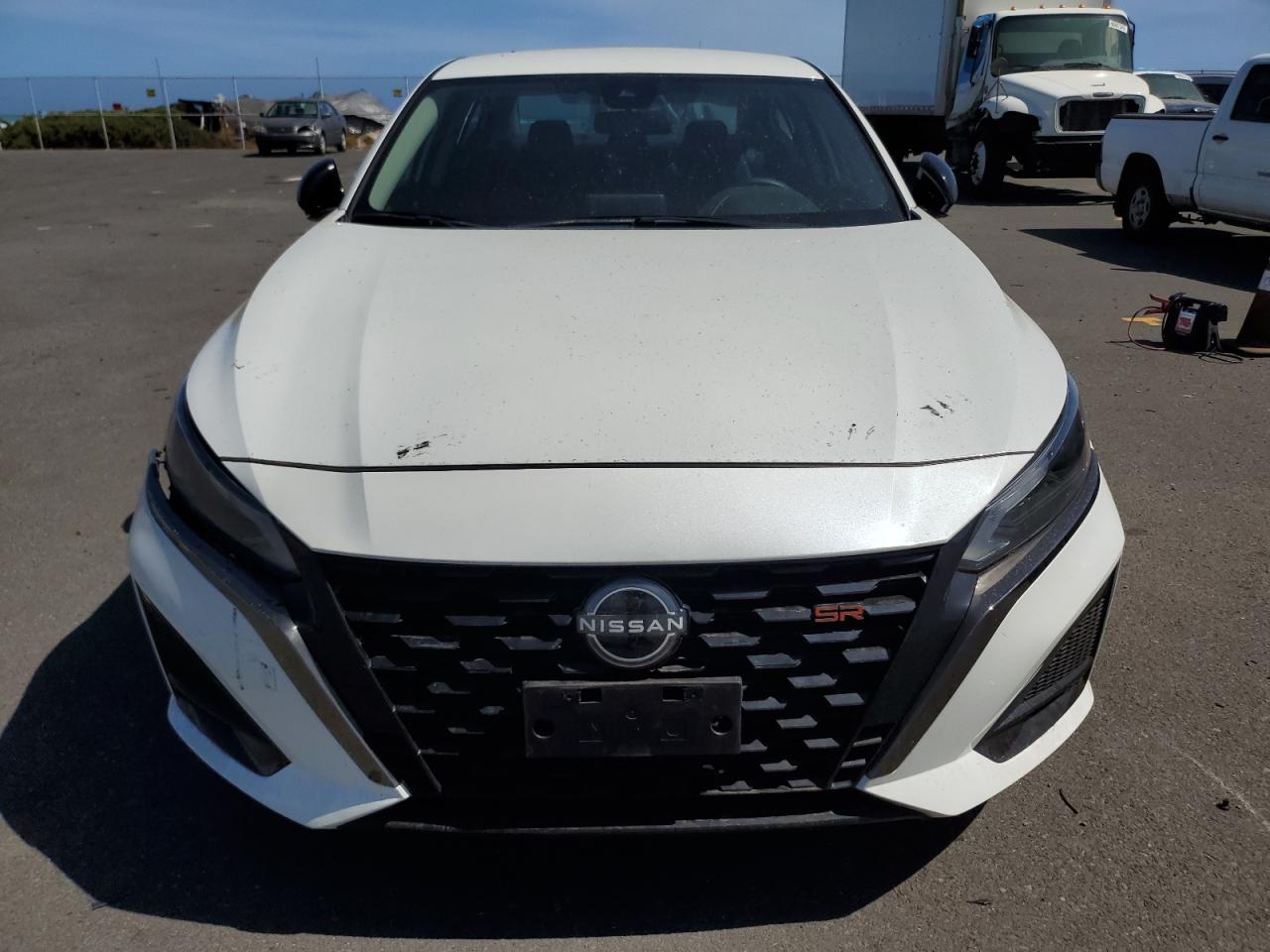 Nissan Altima Sr Image 4