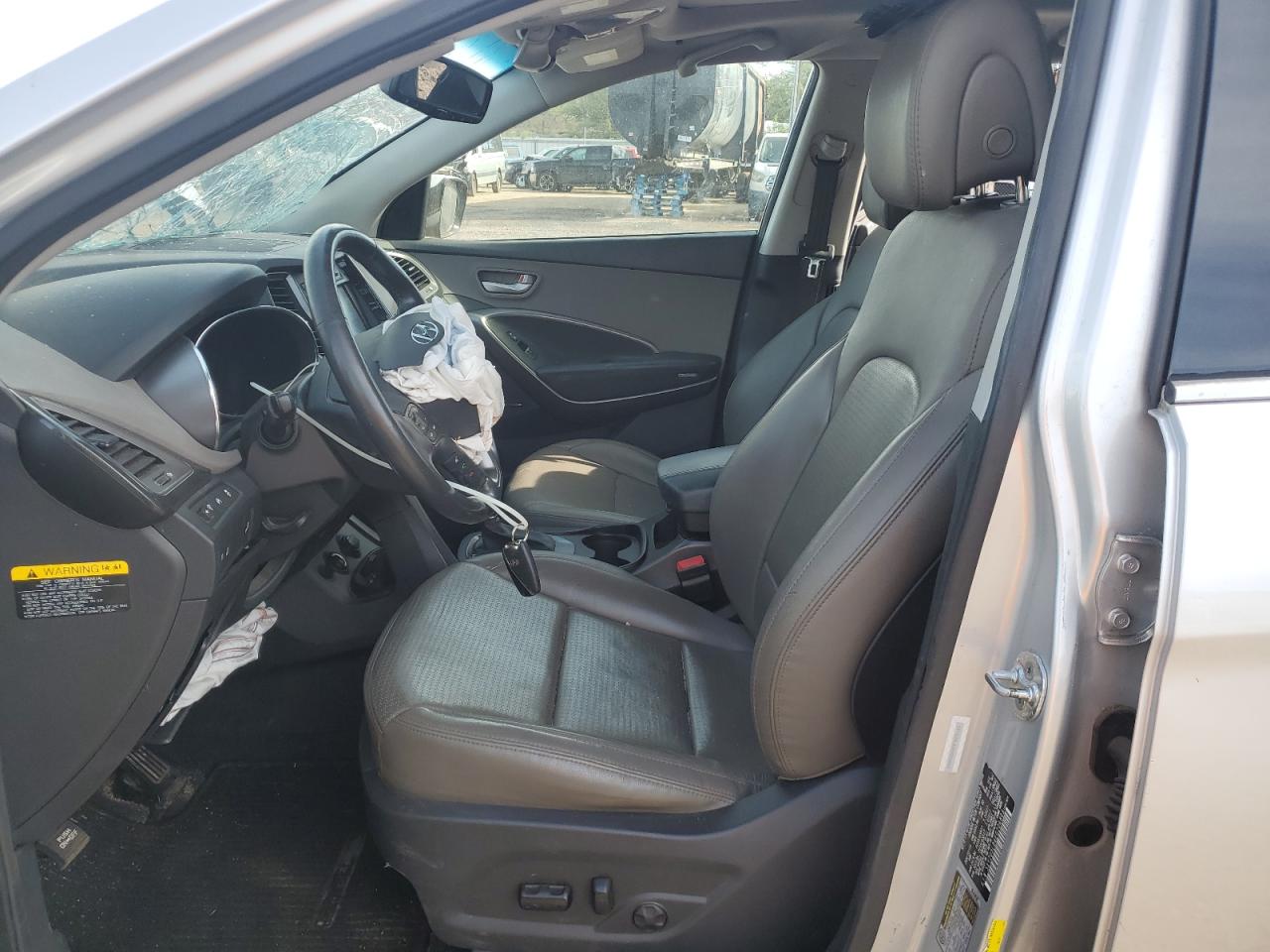 Hyundai SANTA FE Image 10