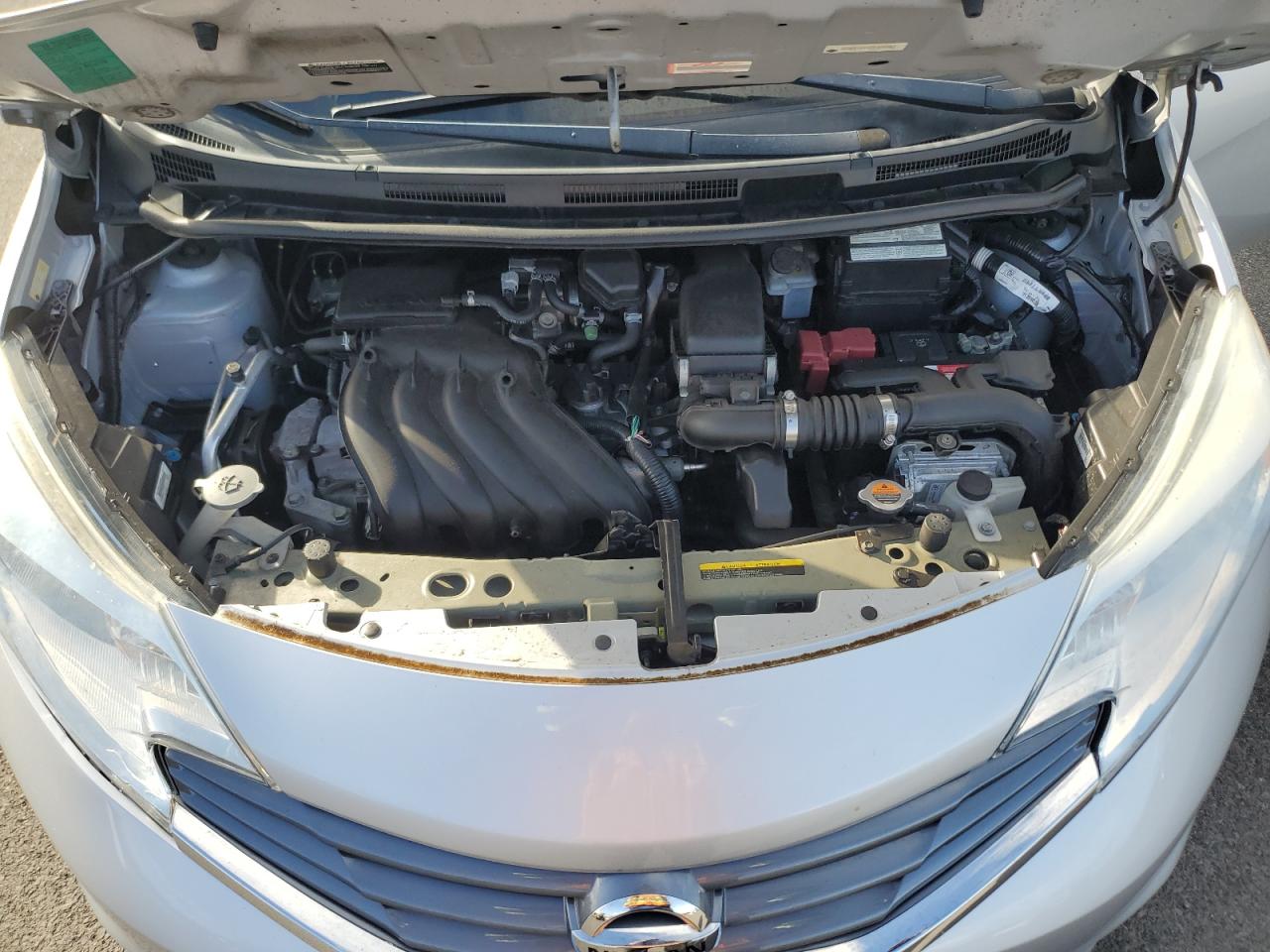 Nissan Versa S Image 11