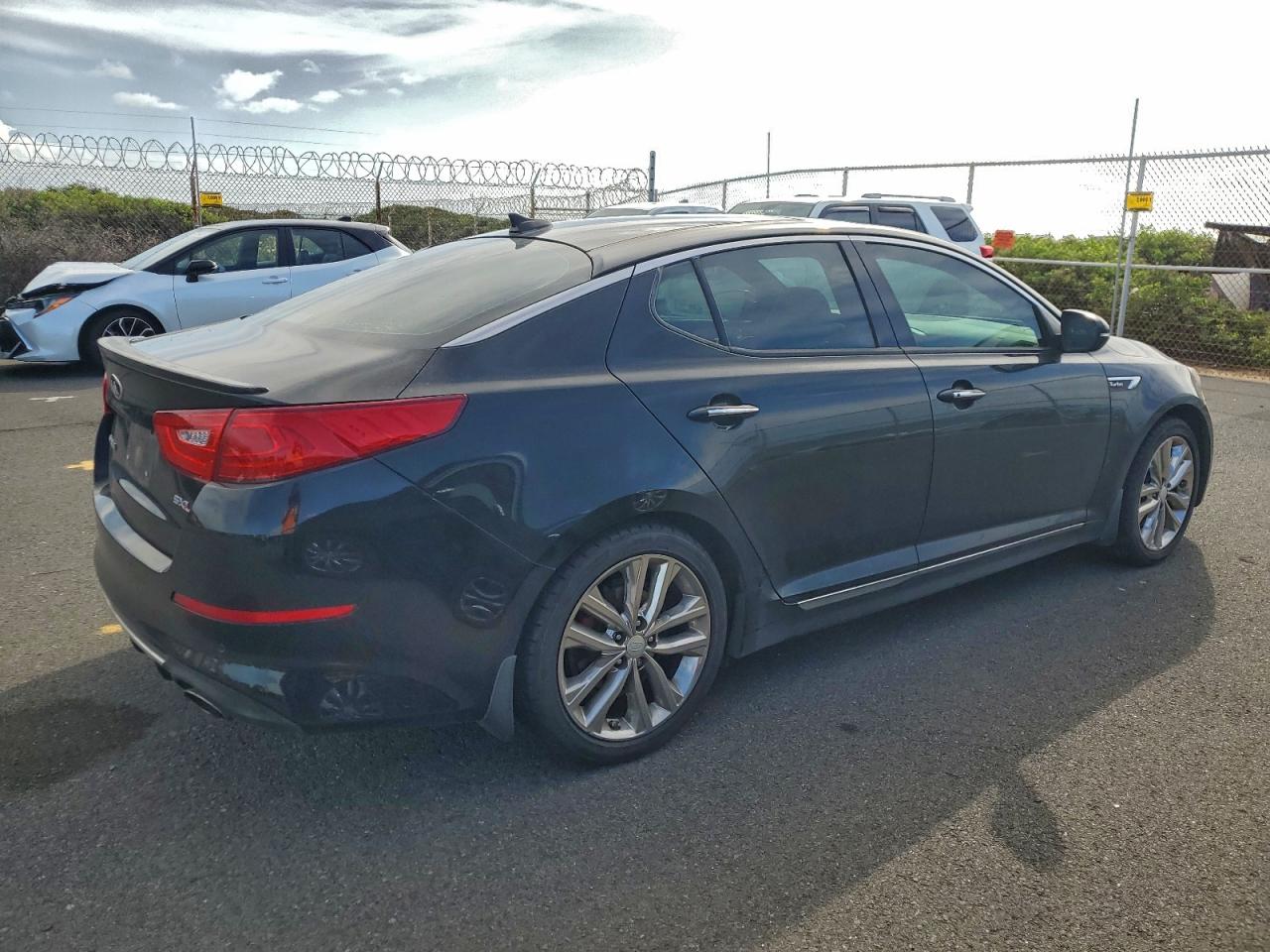 Kia Optima Sx Image 2