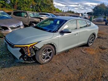  Salvage Kia K4 Lx